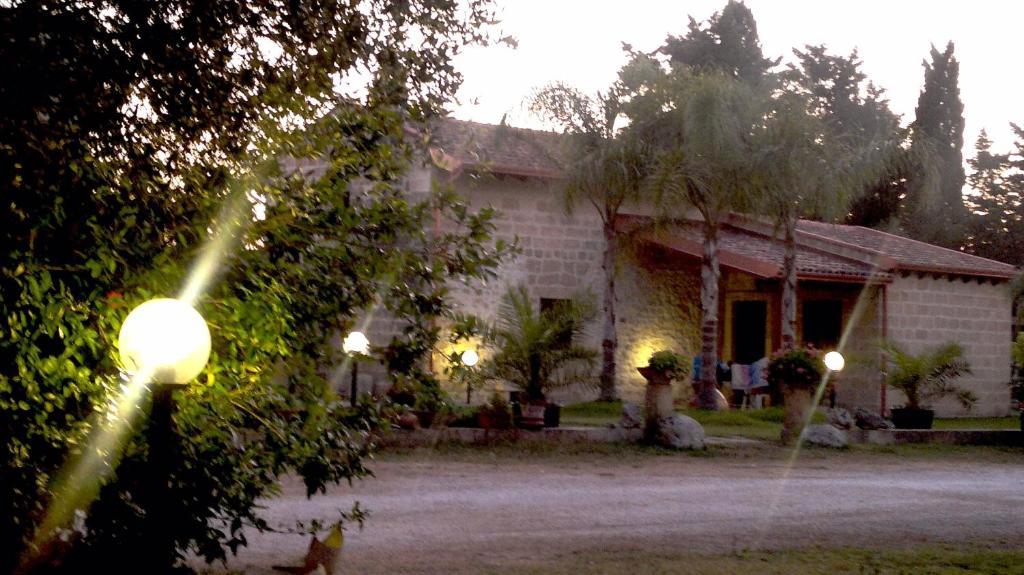 Masseria Grande Hotel Torre dell'Orso Bagian luar foto