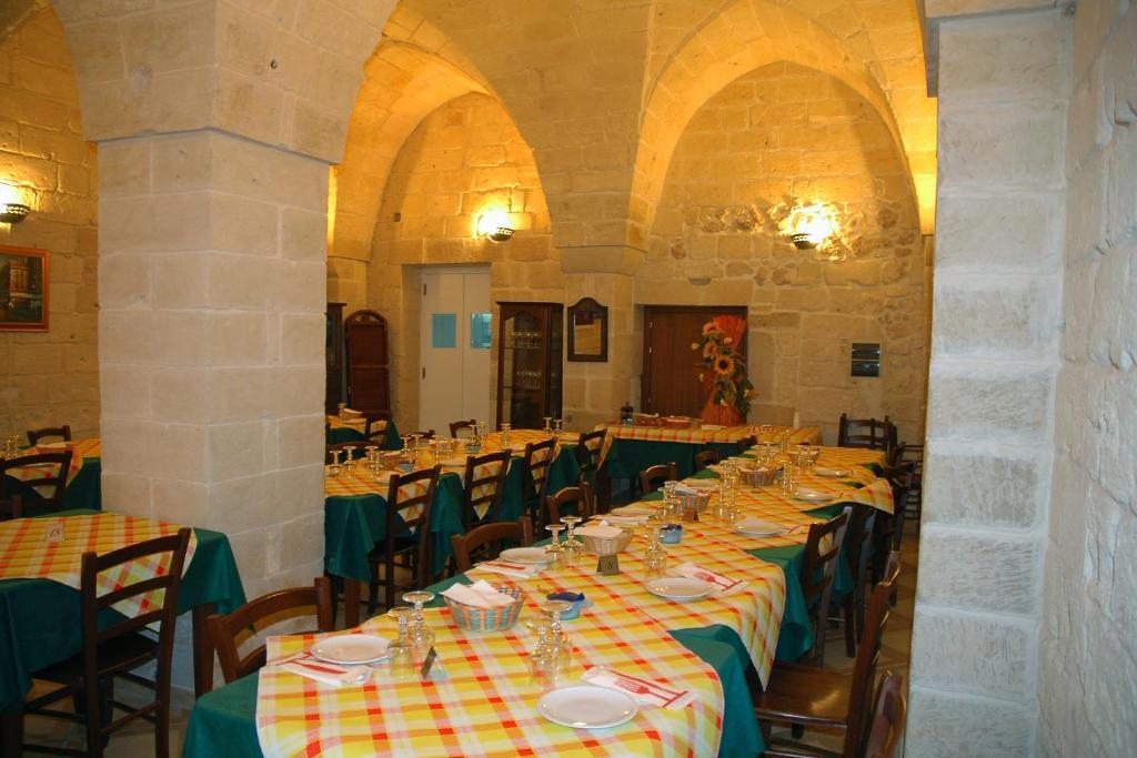 Masseria Grande Hotel Torre dell'Orso Bagian luar foto